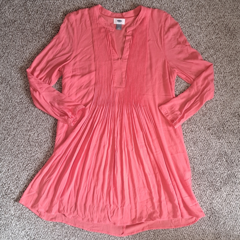 Old Navy Pintuck V-Neck Long Sleeve Coral Pink Orange Dress Women's Size Medium